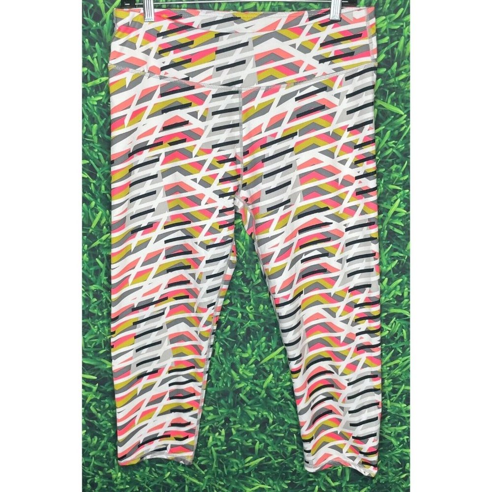 Fabletics Leggings Women’s Large Capri Mid-Rise Define PowerHold